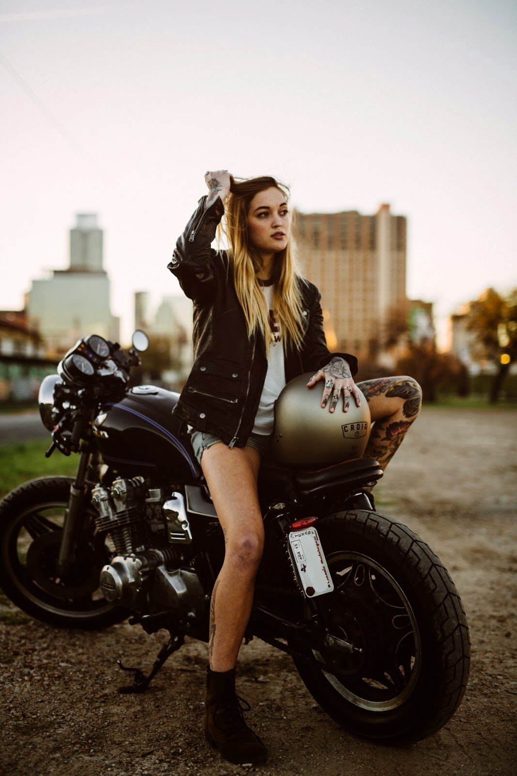 Beautiful girls and bikes in Cleveland