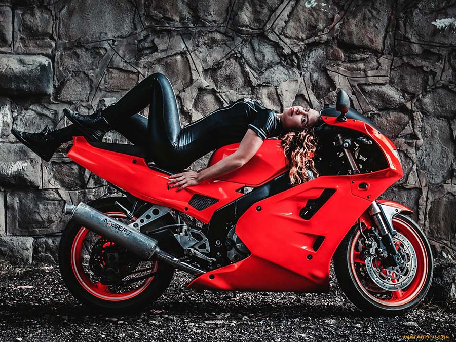 Beautiful girl Beautiful girls and motorcycles in Cleveland