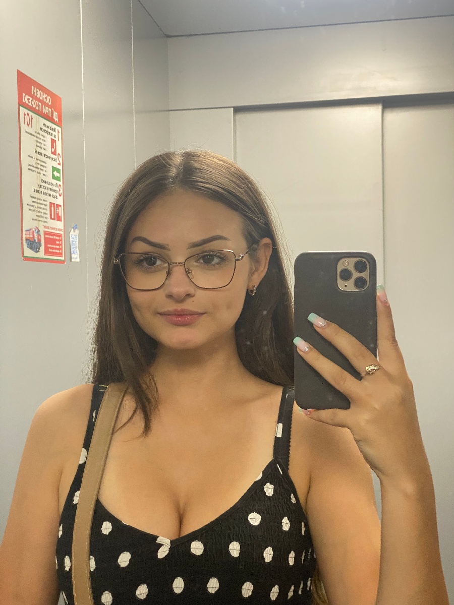 Sexy model Stacy in Cleveland